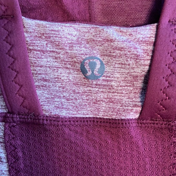 Lululemon Strappy Tank w/ built in Bra - Picture 3 of 5